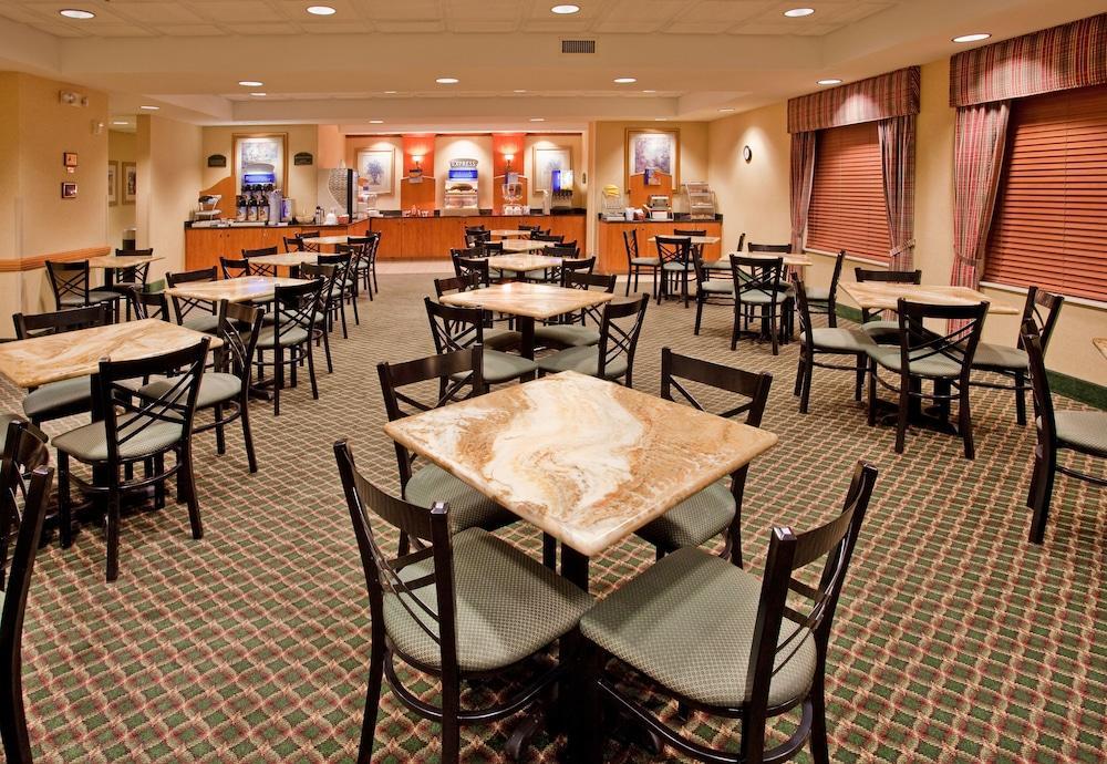 Holiday Inn Express Fremont By Ihg Exteriör bild