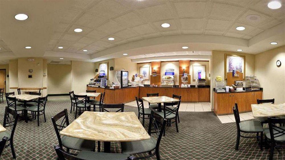Holiday Inn Express Fremont By Ihg Exteriör bild