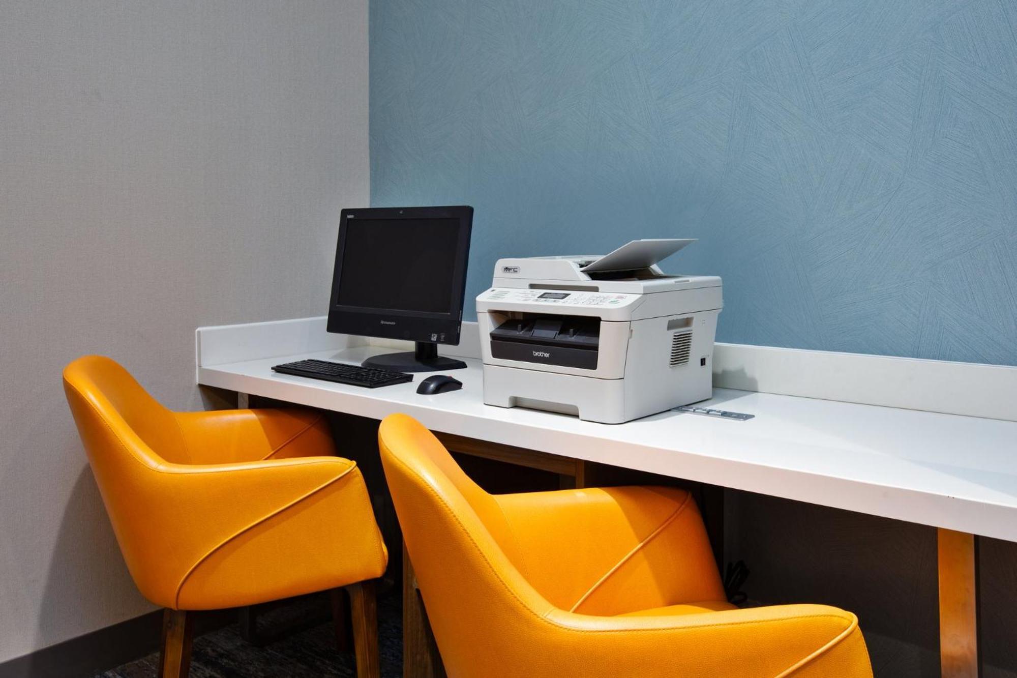 Holiday Inn Express Fremont By Ihg Exteriör bild