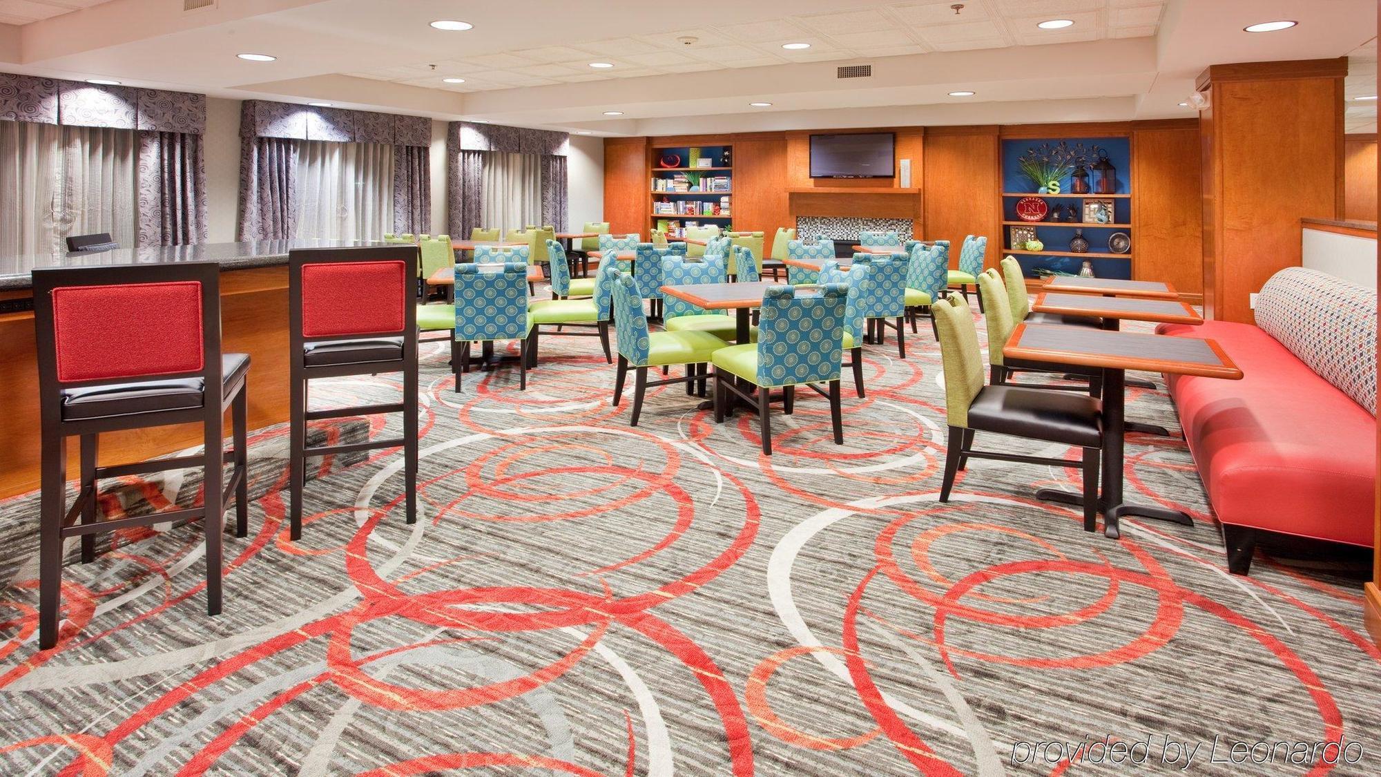 Holiday Inn Express Fremont By Ihg Exteriör bild